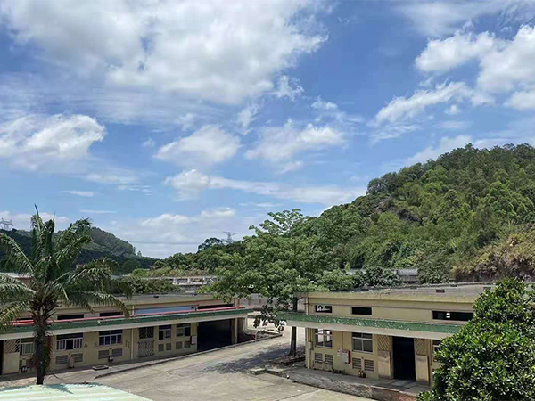 厂房外景